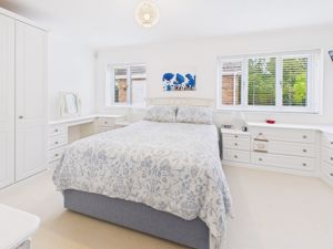 Bedroom- click for photo gallery